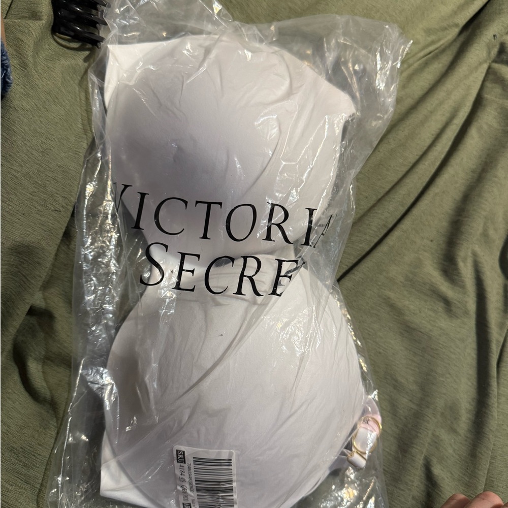 Victoria's Secret White Bra